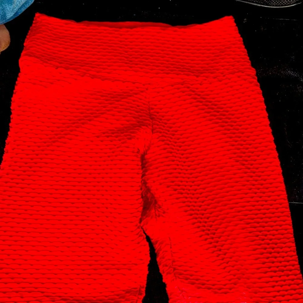 Full length - Picture 1 of 2